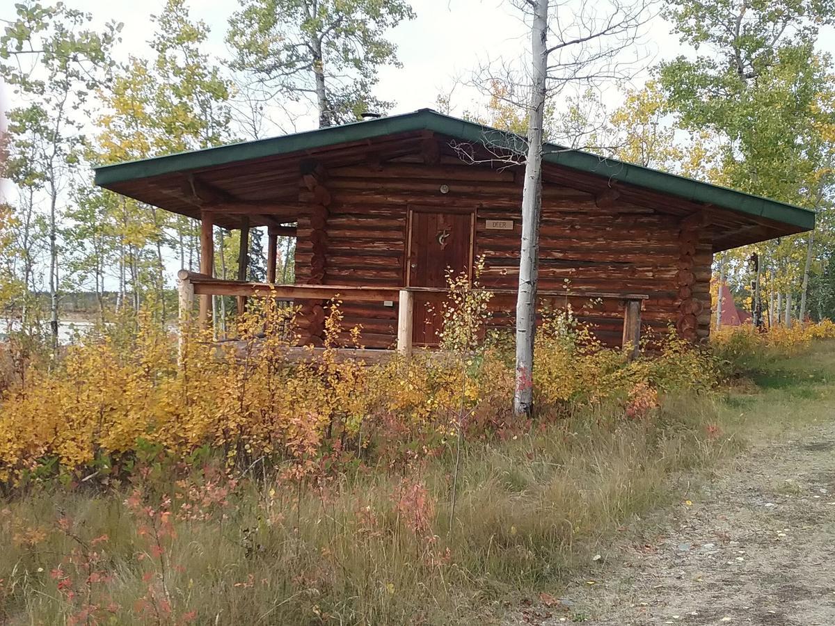 Eagle Bear Lodge Tatla Lake Buitenkant foto